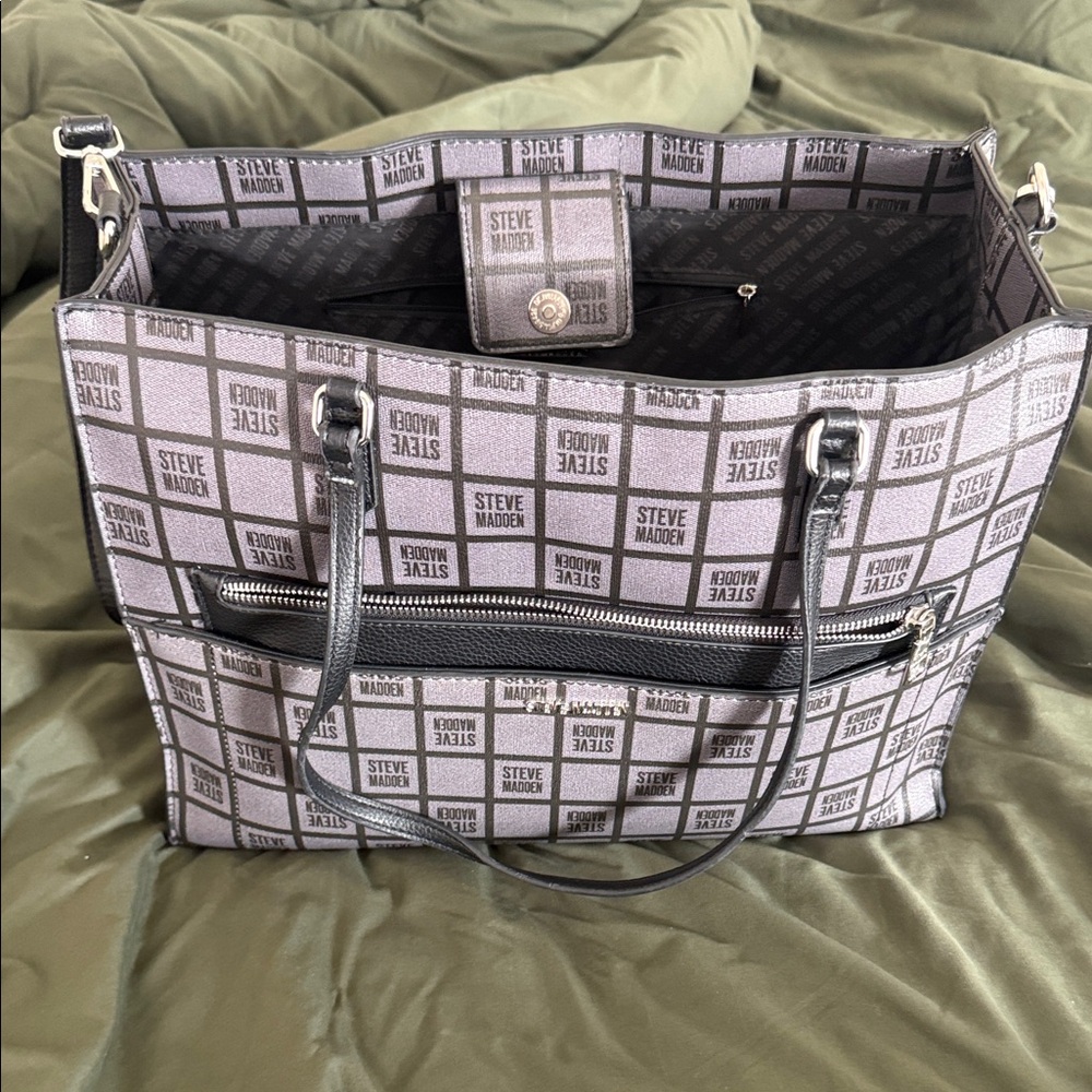 Steve Madden Black and Gray Logo Tote